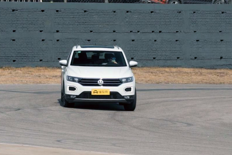 一汽大众探歌suv,大众suv探歌低配落地多少钱