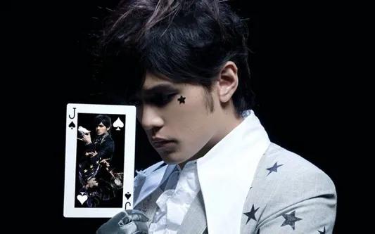 周杰伦奶茶捧在手心,把你捧在手心里周杰伦广告