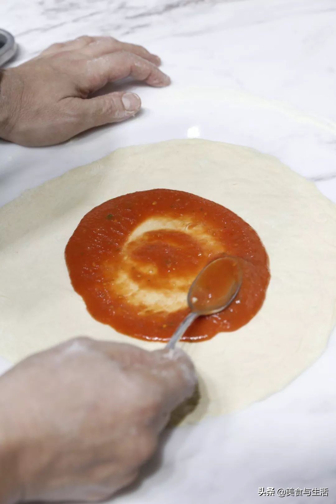 简单又美味的经典玛格丽特披萨,吃货必备的几款披萨