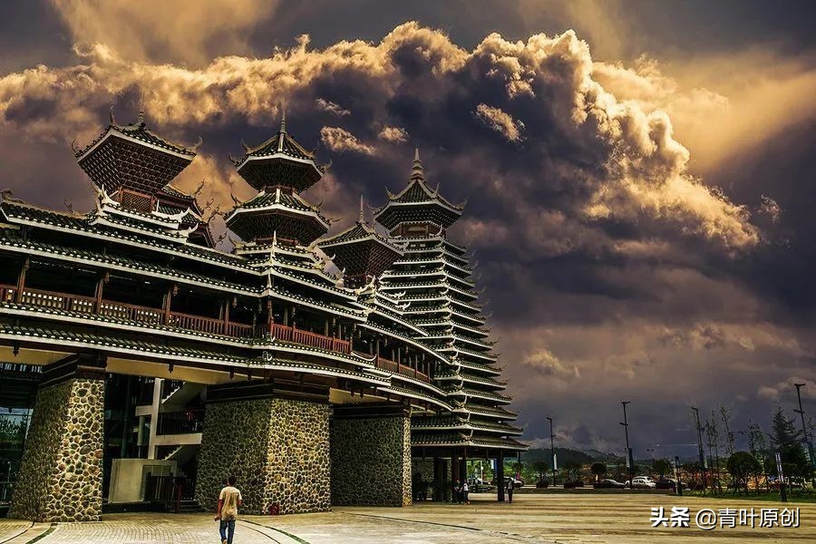 贵阳多彩贵州城规划,贵阳多彩贵州城楼盘航拍