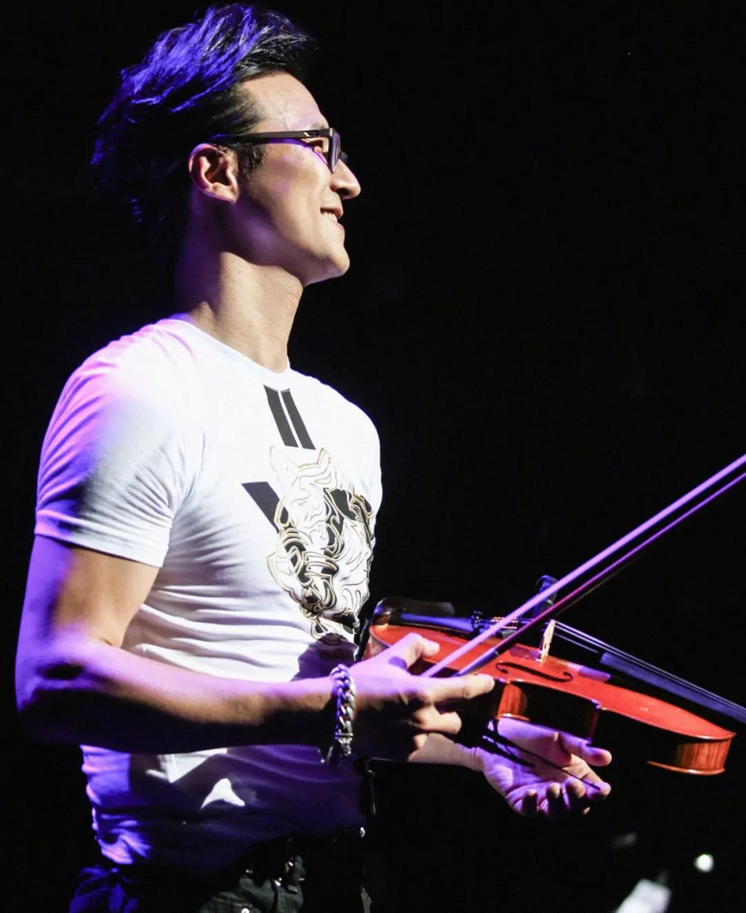 汪峰第30次冲击热搜失败原因,汪峰30次抢头条全记录