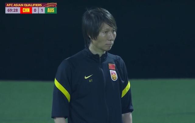 水庆霞空降女足!没投标的中标了!盘点中国足球奇葩TOP5