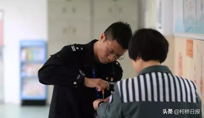 新闻早知道|绍兴又多了一处直升飞机体验游，就在柯桥边上