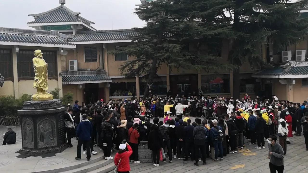 嵩山少林寺旅游攻略一日游,春季嵩山少林寺景区一日游