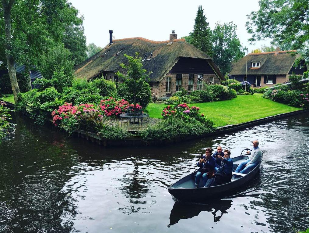 一位旅居荷兰的中国人,旅居荷兰需要什么条件