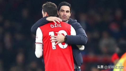 打肿脸充胖子！费内巴切刚签下厄齐尔，主席就求球迷捐款为其发薪