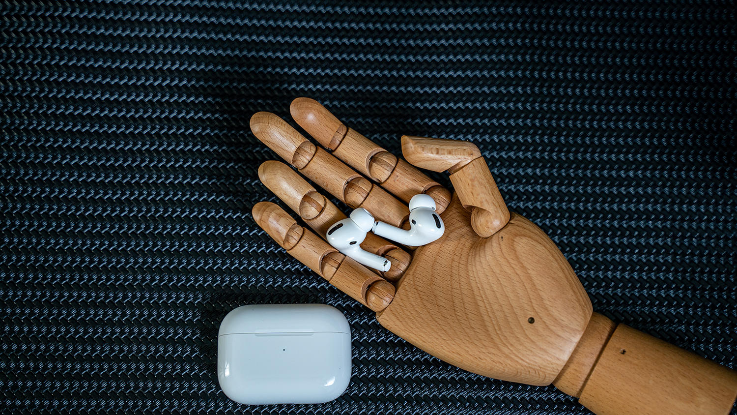 1000入手二手airpodspro2,1599元买airpodspro