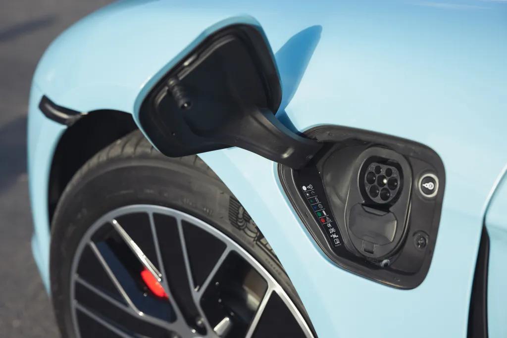 保时捷车友唱歌,保时捷车友