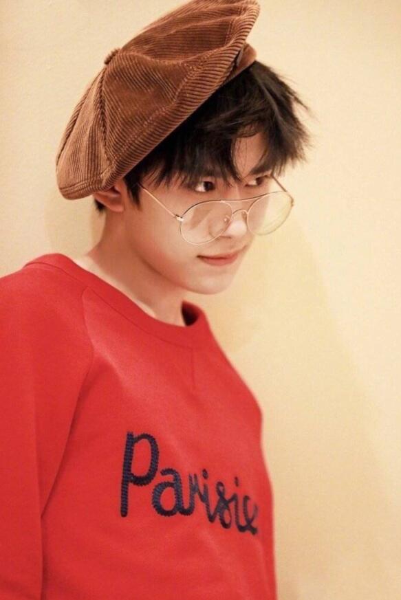 帽子怎么戴好看呢,帽子怎么戴好看一点