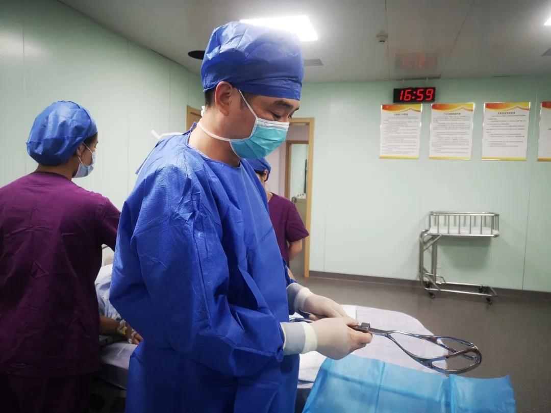 江西省人民医院产科剖腹产,产钳助产手术