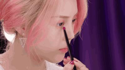 王一博黄子韬华晨宇,王一博和华晨宇眼妆