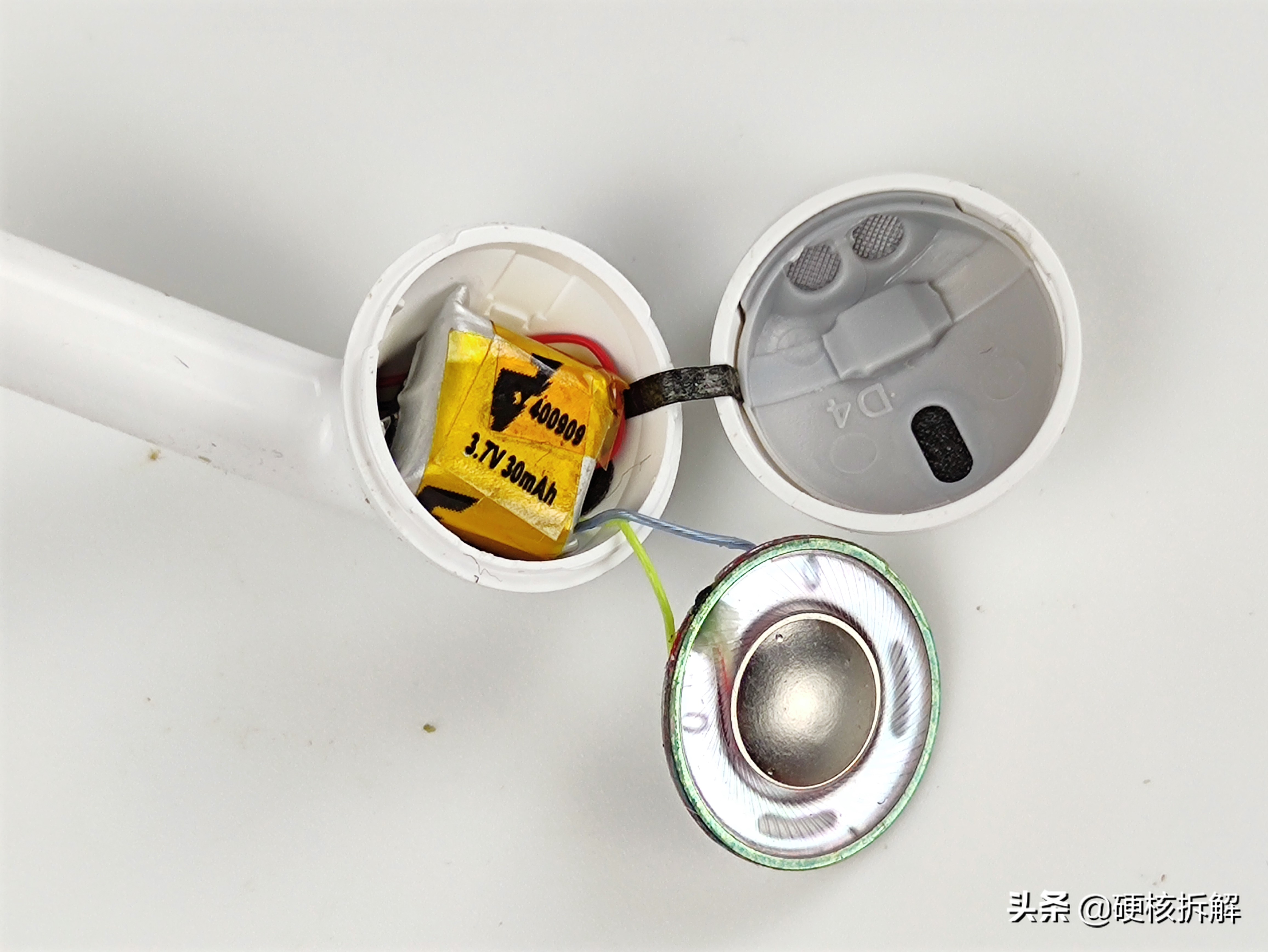 拆解苹果airpods和华强北airpods,华强北苹果耳机airpods拆解视频