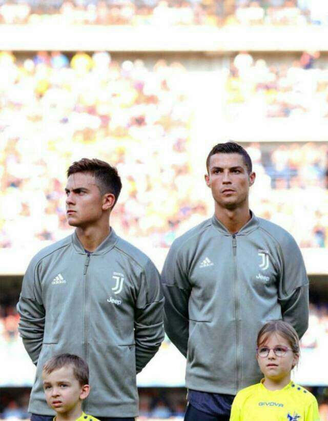 足坛五大00后帅哥,足坛帅哥90年代