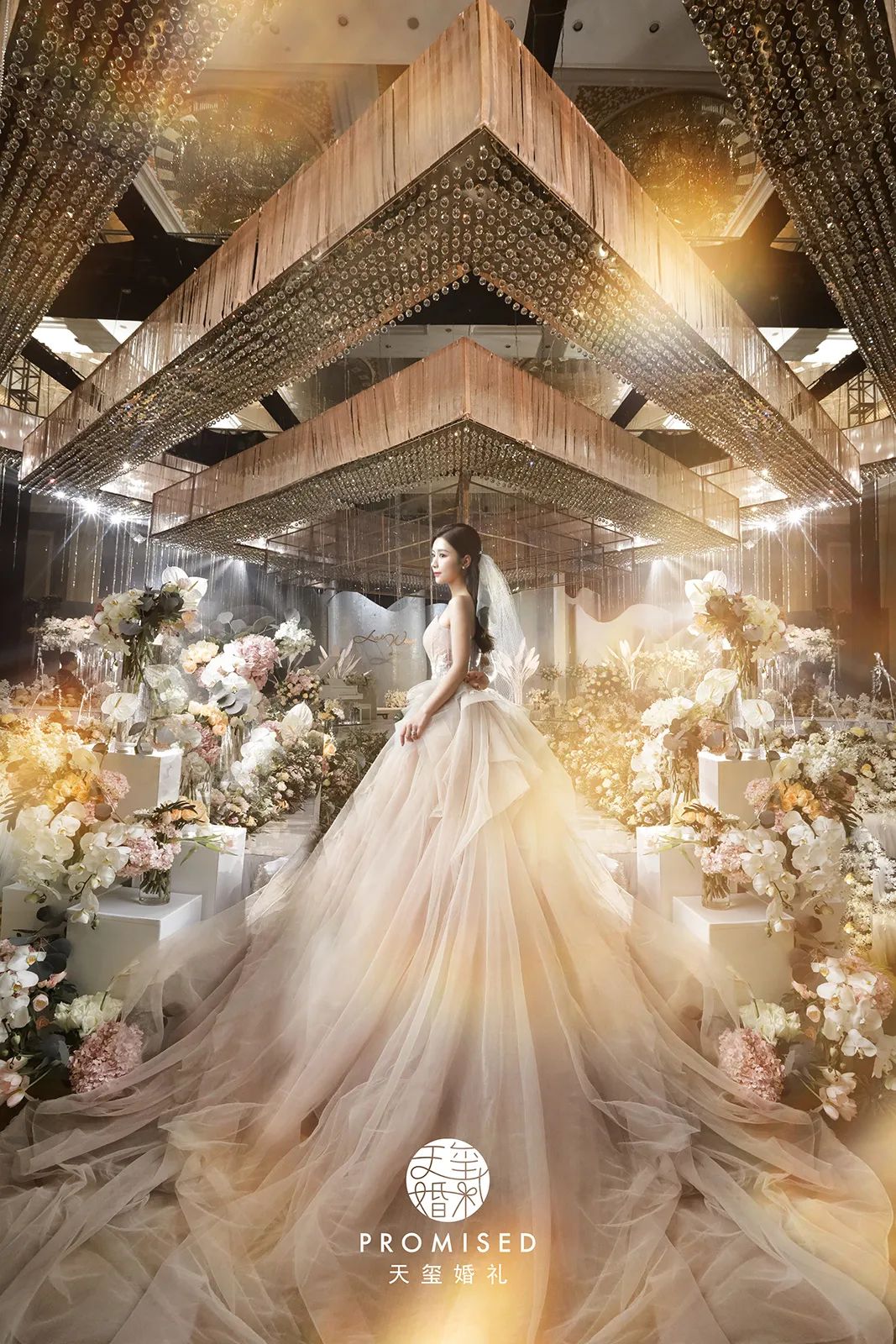 迪拜奢华梦幻婚礼布景,迪拜奢华婚礼布置过亿