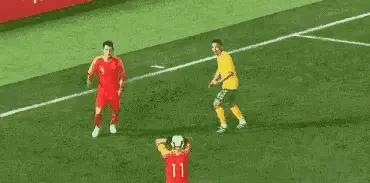 男足的基本过人动作,男足经典球