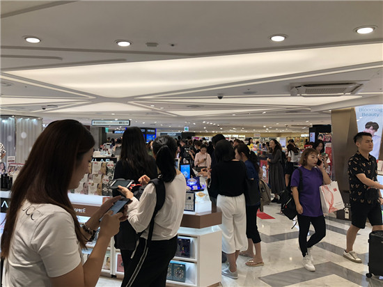 去年今日｜萨德过后，华人在乐天免税店大排长龙