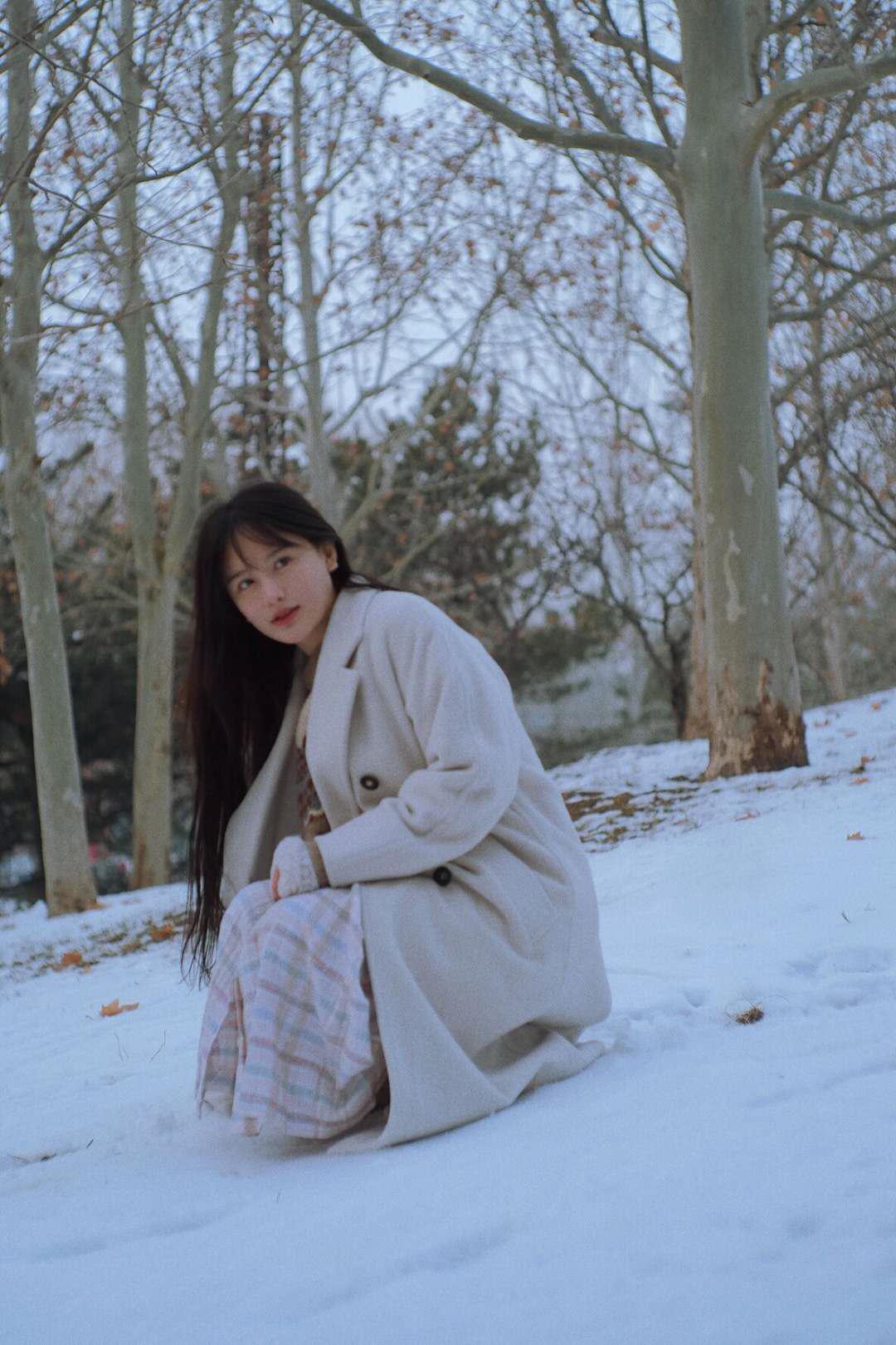 还记得南笙吗？往娱乐圈发展的她，也开始穿起“泫雅风”了