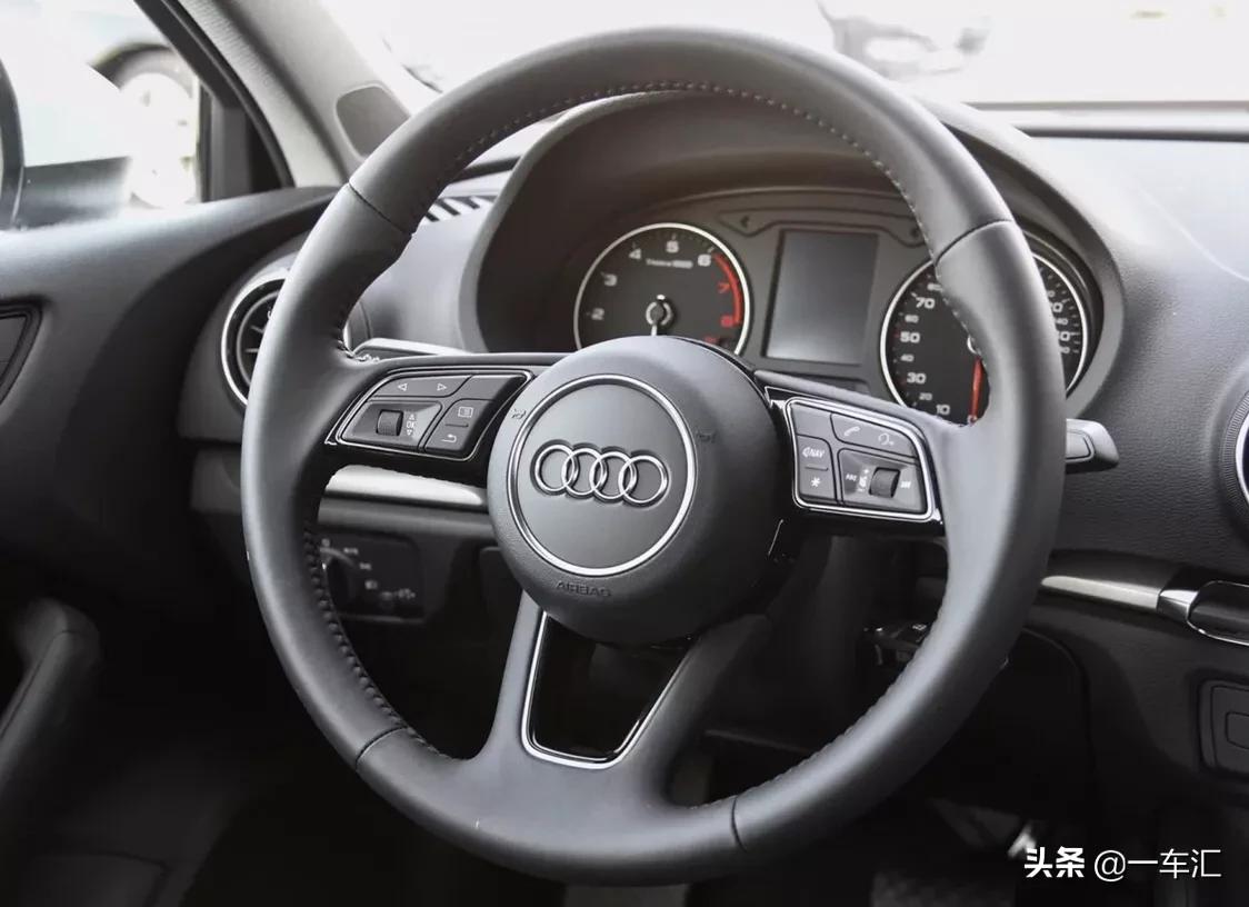 2019款奥迪a3三厢进取型价格,23款奥迪a3三厢2022款白车落地价