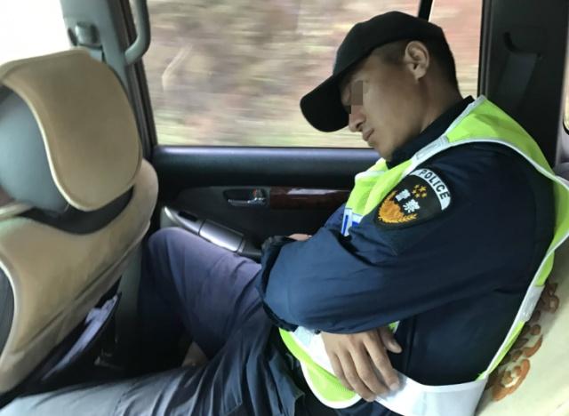 开车犯困三招搞定,开车不打瞌睡的10种有效方法