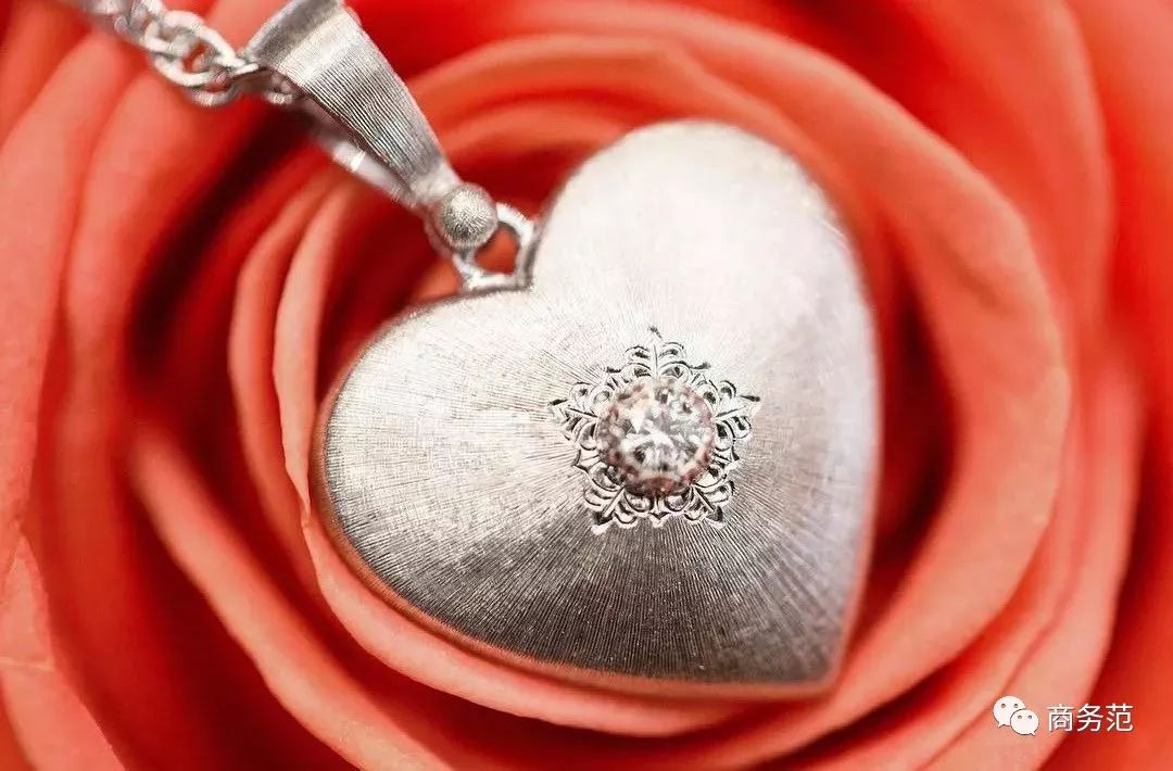 袁泉同款珍珠项链推荐,袁泉同款蒂芙尼项链