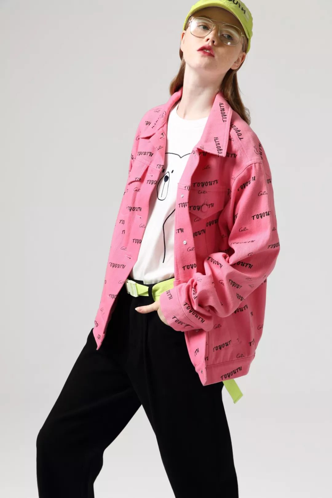 穿搭各种外套,中长款牛仔外套怎么搭配好看夏天