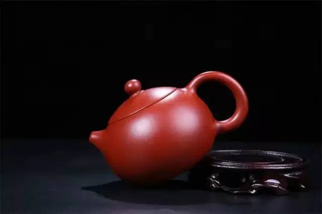 紫砂壶大的贵还是小的紫砂壶贵,什么泥料的紫砂壶最贵
