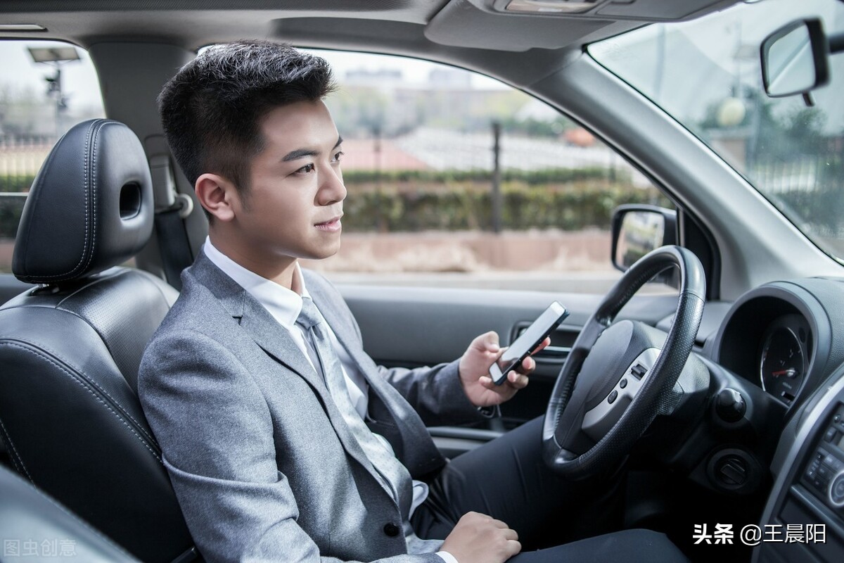 大众朗逸和雪佛兰科鲁兹哪个好,科鲁兹的1.6和朗逸的1.6什么区别