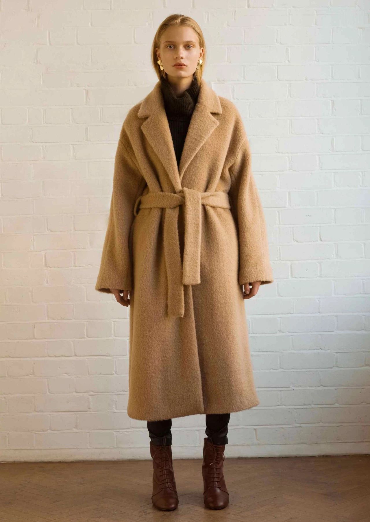 秋冬穿搭显腰线,冬天怎么穿显腰身有它就没问题