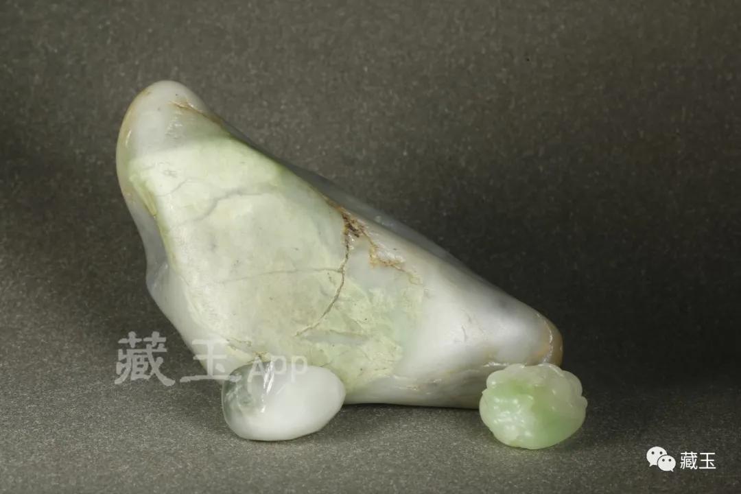 青花籽料山料和籽料,俄料籽料和山料籽料的区别