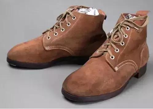 旧翻皮皮鞋清洗小妙招,黄色的翻皮皮鞋怎么洗