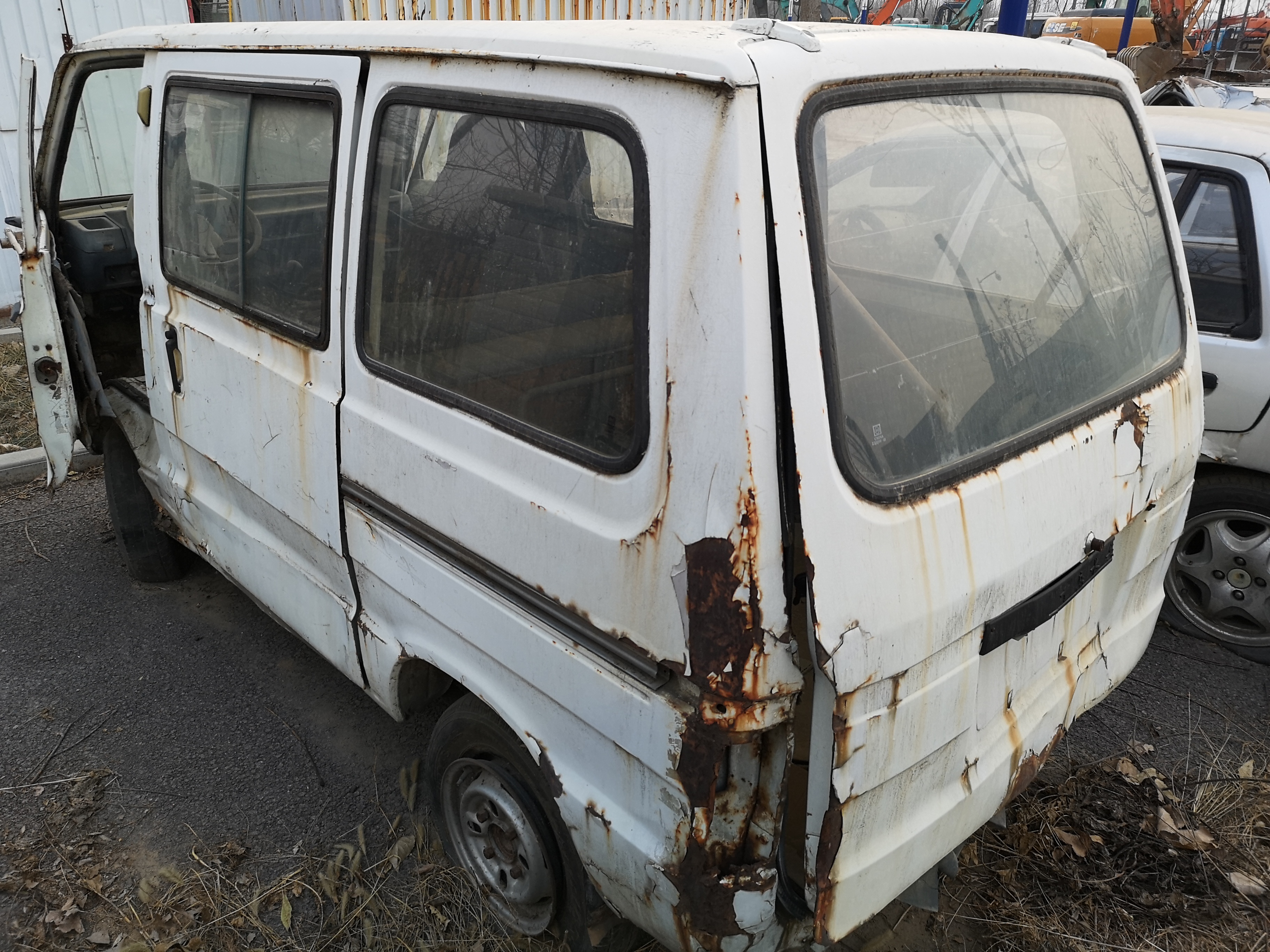 重回八九十年代停车场实拍长安经典老微面