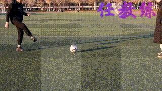 足球绕杆中考标准动作视频示范,体育中考足球绕杆周训练计划