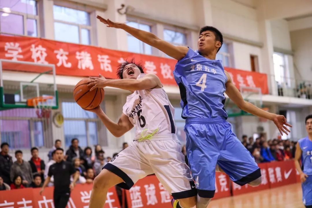 十六强激烈幸存不易新八强更强明日开战丨2018-19耐克高中联赛