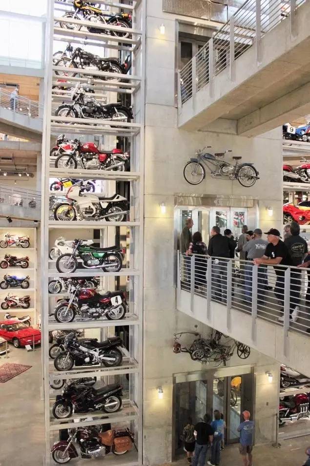 国外意大利摩托车博物馆,古典摩托车博物馆