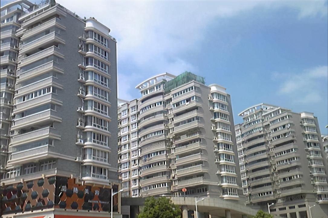 住三十层楼好不好，是个什么体验，对身体不好？