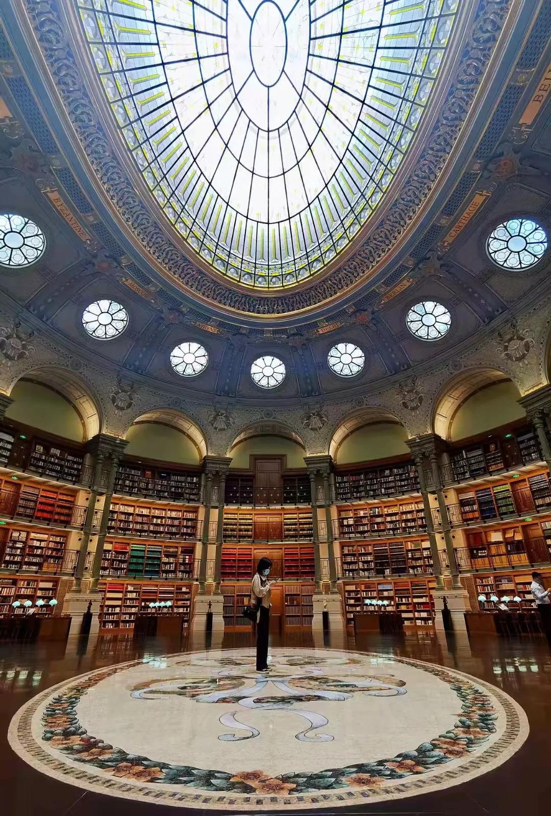 中国华为企业脊梁,华为是中国民营企业的楷模吗