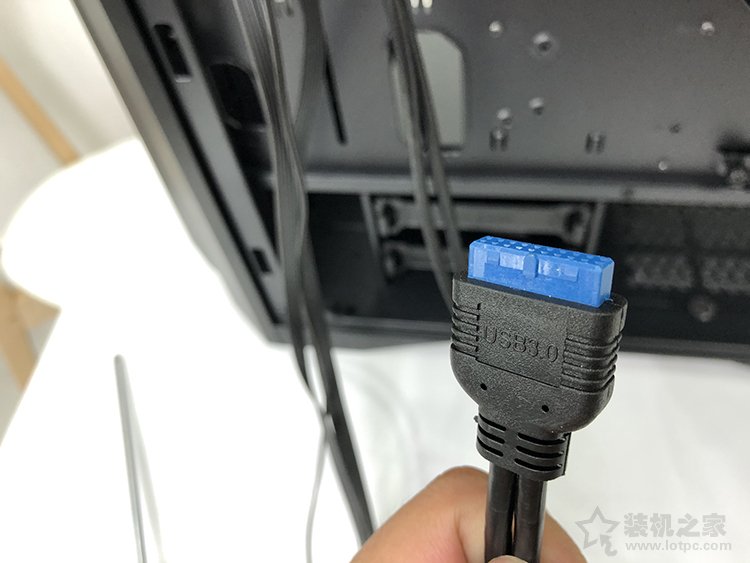 diy电脑组装教程图解详细步骤,零基础diy电脑组装自学装机教程