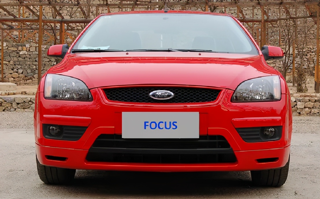 福特福克斯1.5t和1.6自吸哪个好,哪一代福克斯最受欢迎