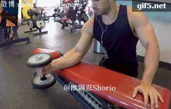 一副哑铃一个星期健身训练表,足不出户哑铃