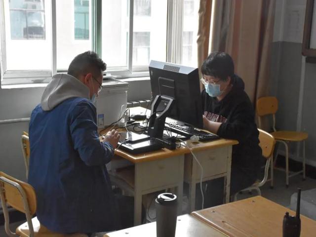 尽心尽力做好你们的“守护神”——太原十九中