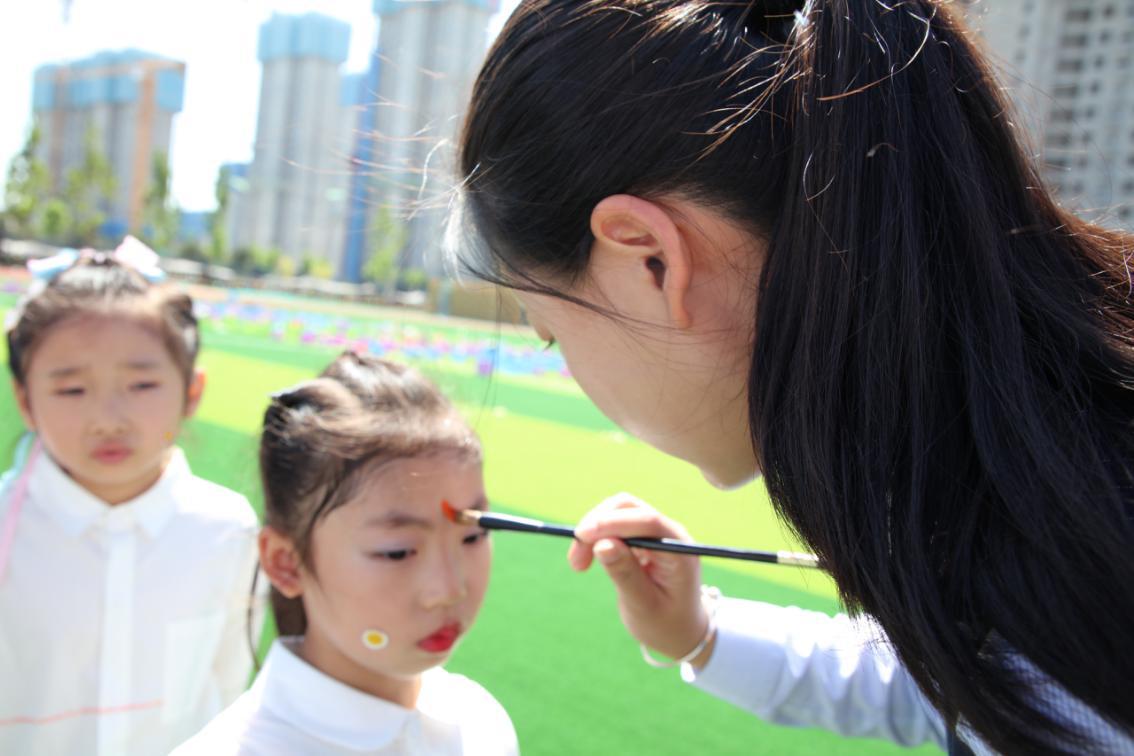 咸阳市文汇路小学新生开笔启智,开笔启智传承国学传统文化