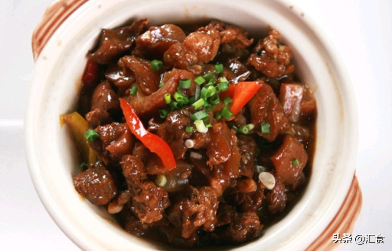 xo酱西兰花炒虾球,xo酱肉末虎皮椒