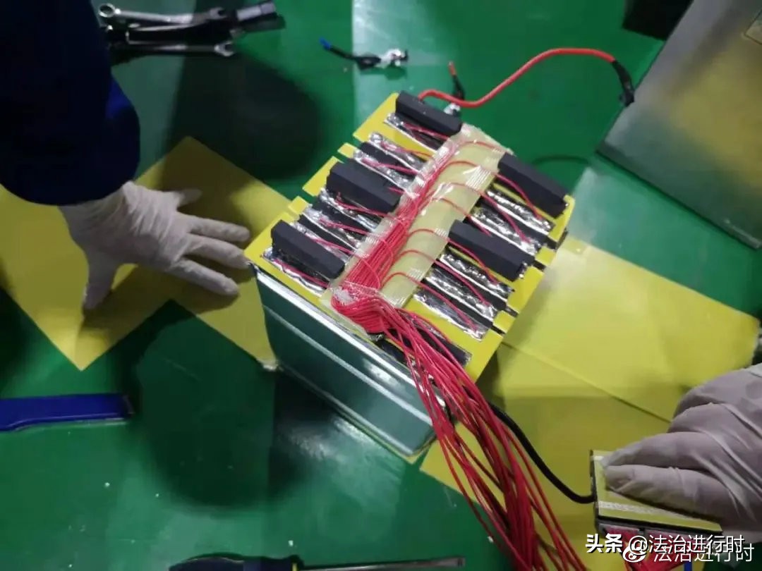 电动自行车电池48v53安违法,电动自行车充电桩乱象调查