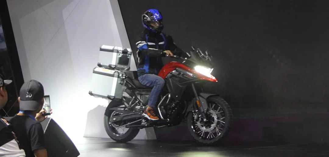 无极所有车型和价格,无极发布四款新车售15499元起