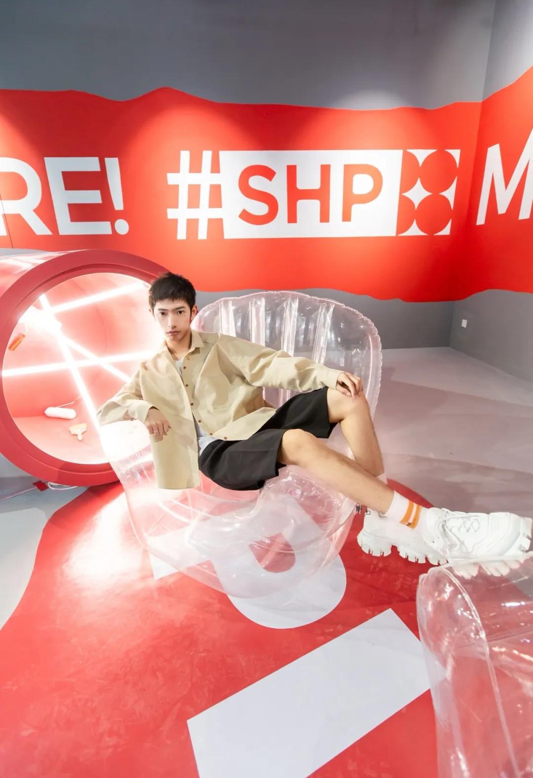 淮海路顶流出片地!21岁、重新回归的「上海广场」好好拍哦