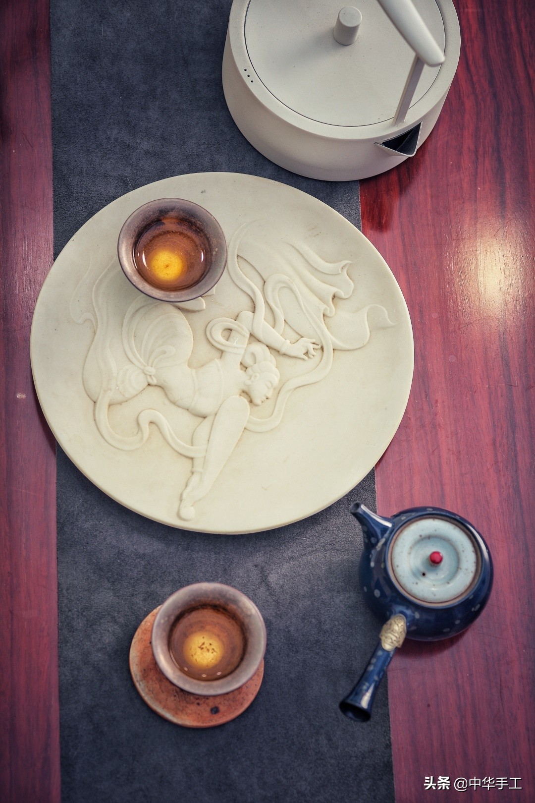 茶盘喝茶的正确方法,喝茶怎样选茶盘