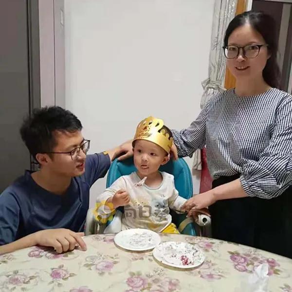 1岁孩子抗癌之路急需手术费,10岁孩子竟患癌医院两周收治3例