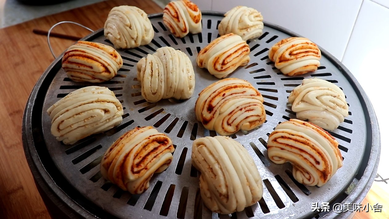 蒸花卷馒头怎么蒸才松软,怎么蒸花卷馒头教程