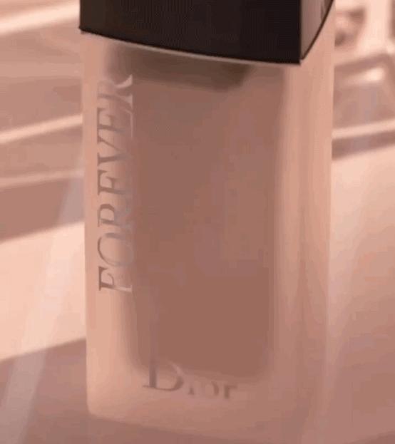 年度必买的10种彩妆,彩妆年度必买清单