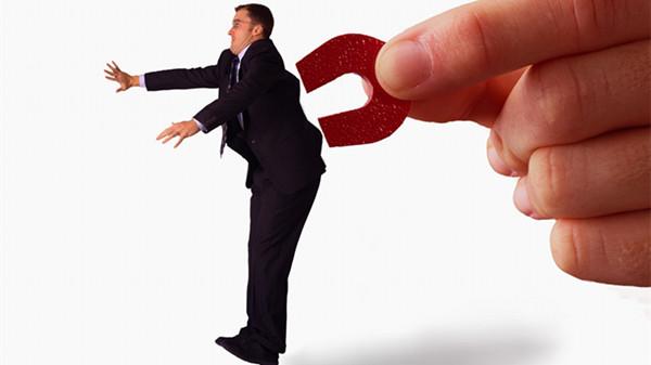 被公司解雇后再叫我回去,领导要被辞退了我怎么办